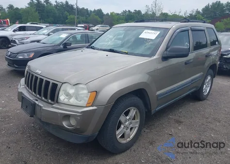 2005 Jeep Grand Cherokee Laredo z USA, uszkodzony, nr VIN 1J4GR48K65C513268